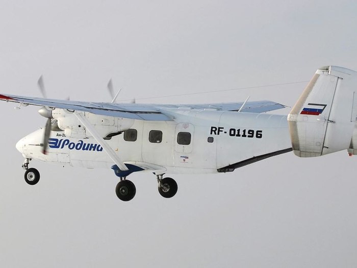 АН-28 пассажирский самолёт