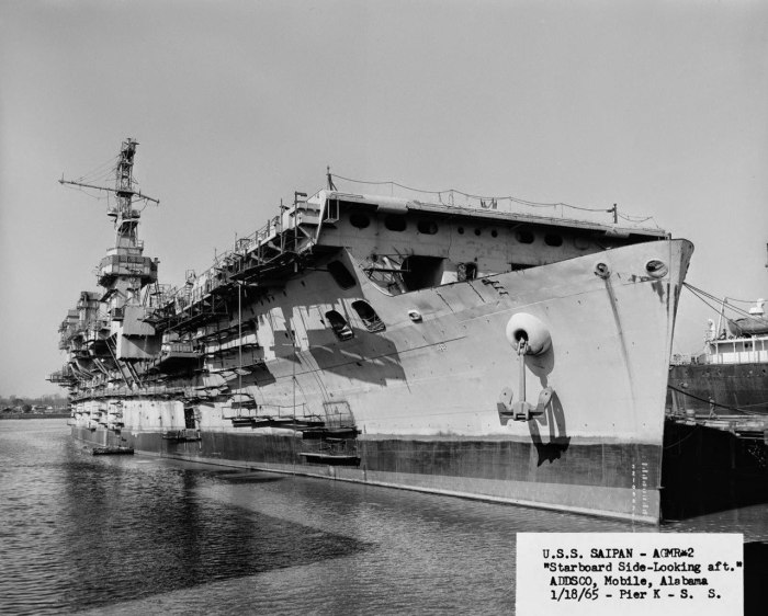 Авианосец Saipan 194