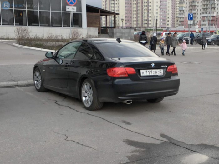 БМВ 42 чёрная