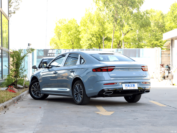 Geely Preface 2023