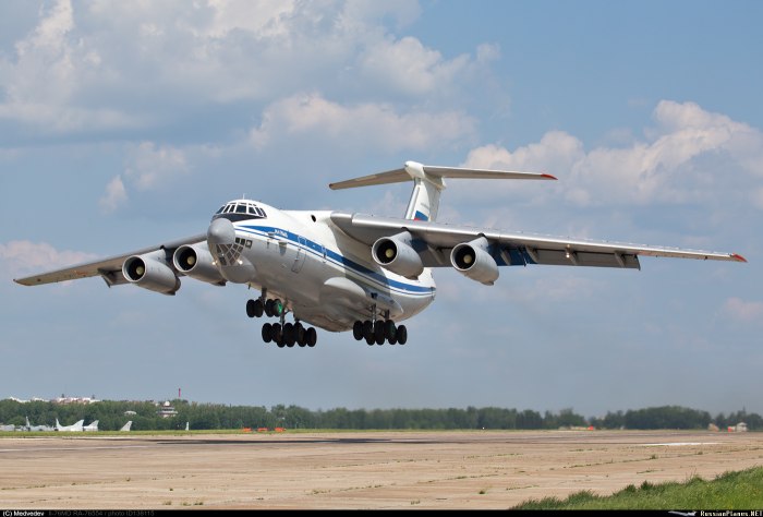 Самолет ил 76 МД