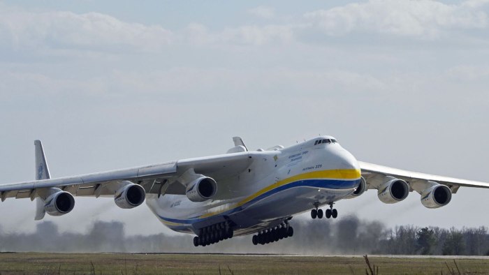 АН 124 И АН 225