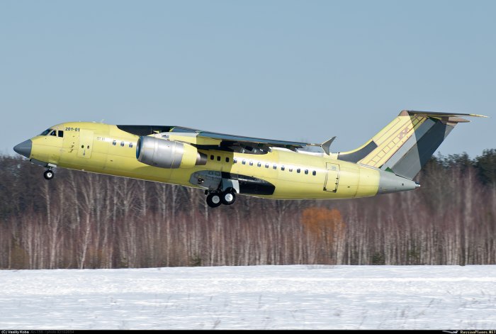 АН 27 самолет