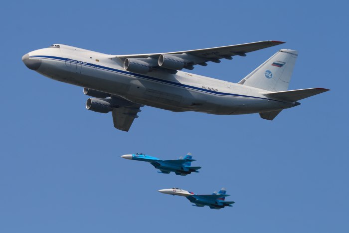 Антонов АН-124-100 Руслан