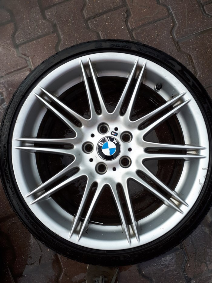 BMW 225 Style