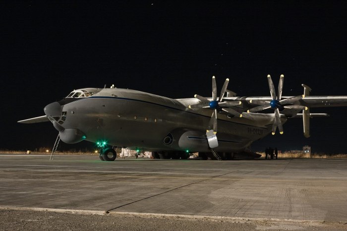 Тяжёлый военно-транспортный самолёт АН-22 («Антей»)