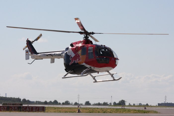 Bo-105 вертолет