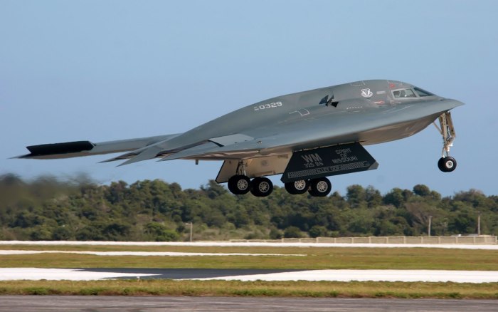 B-2 Spirit: стелс-бомбардировщик