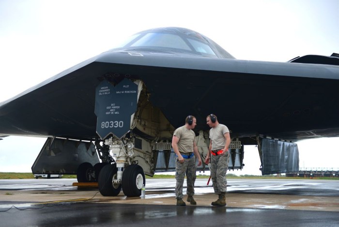 B-2 Spirit кабина