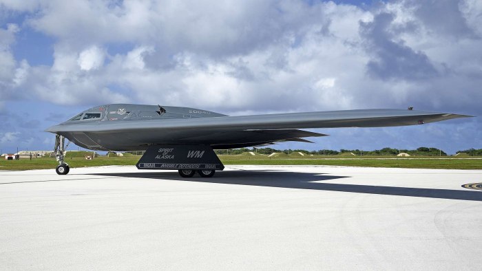 B-2 Spirit: стелс-бомбардировщик