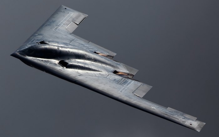 B-2 Spirit: стелс-бомбардировщик