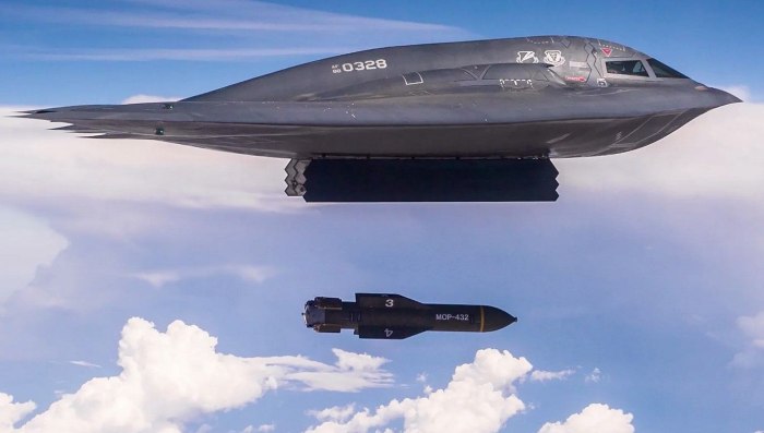 Стелс-бомбардировщик b-21 Raider