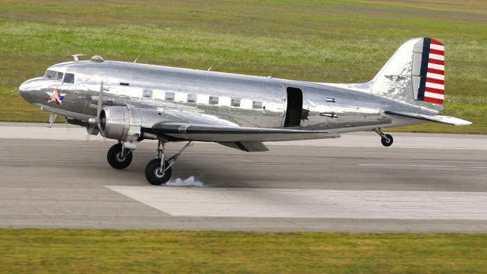 Дуглас DC-3