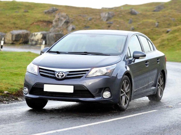 Toyota Avensis 2013