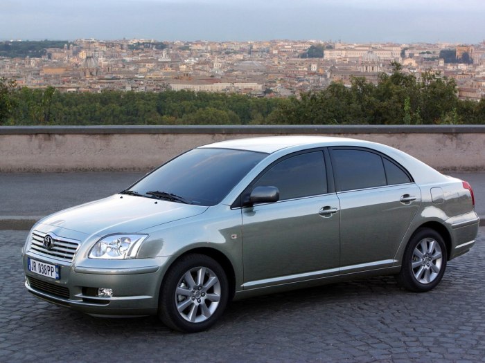 Toyota Avensis 2003