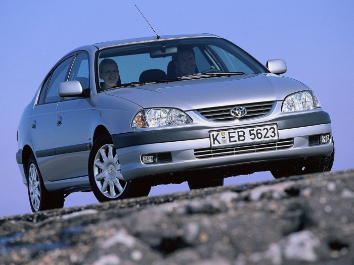 Toyota Avensis 2000
