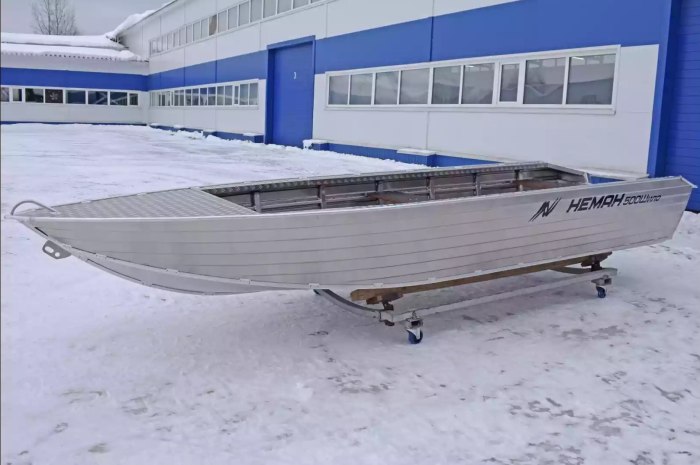 Лодка Неман 500