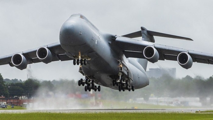 Lockheed c-5 Galaxy