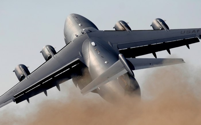 Боинг с-17 Глоубмастер