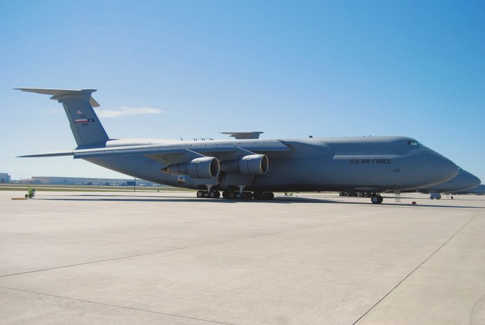C5 Galaxy самолет