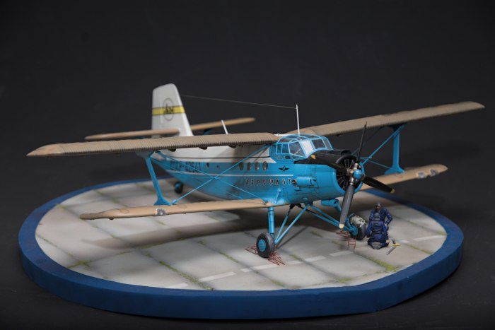 Модель самолёта АН-2
