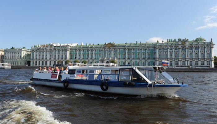 Санкт Петербург Нева теплоход