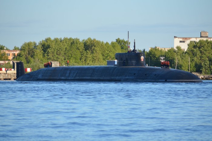 Атомная лодка к 329 Белгород