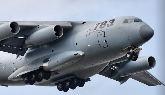 Военно-транспортный самолет Xian y-20