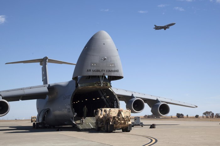 Lockheed c-5 Galaxy
