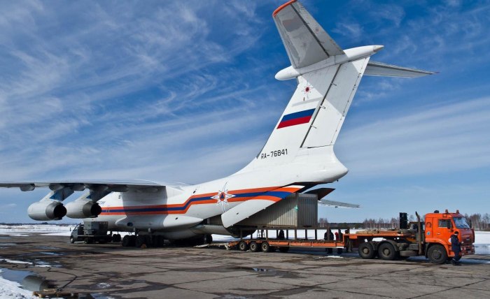 Грузовой люк ил-76