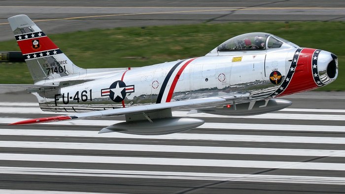 F-86 Sabre кабина