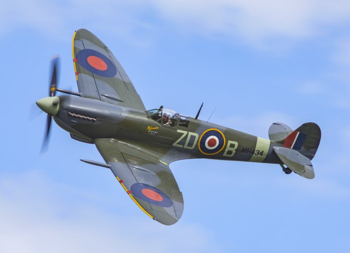 Supermarine Spitfire MK 9