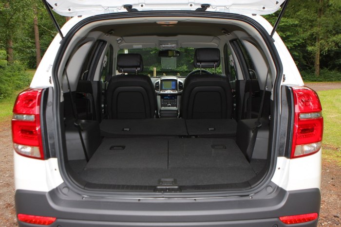 Chevrolet Captiva 2014 багажник