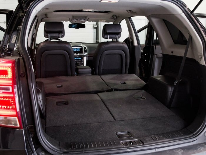 Chevrolet Captiva 2012 салон
