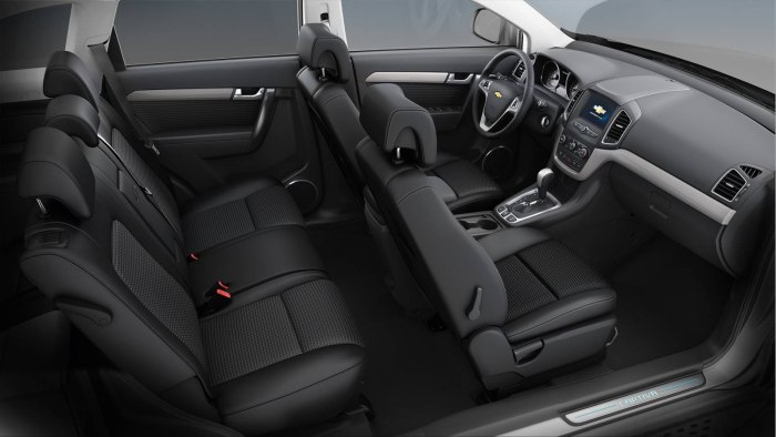 Chevrolet Captiva 2017 салон