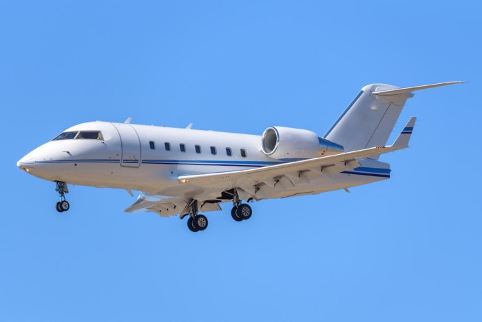 Challenger 604 oy-inv