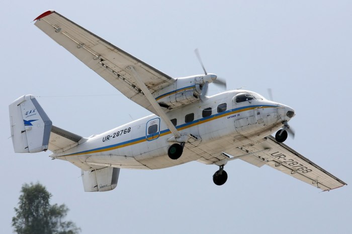 АН 28 шасси