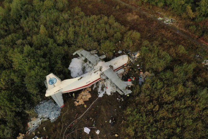 АН-24 грузовой самолёт