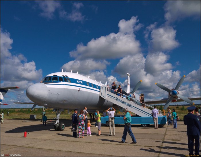 Ил-18 пассажирский