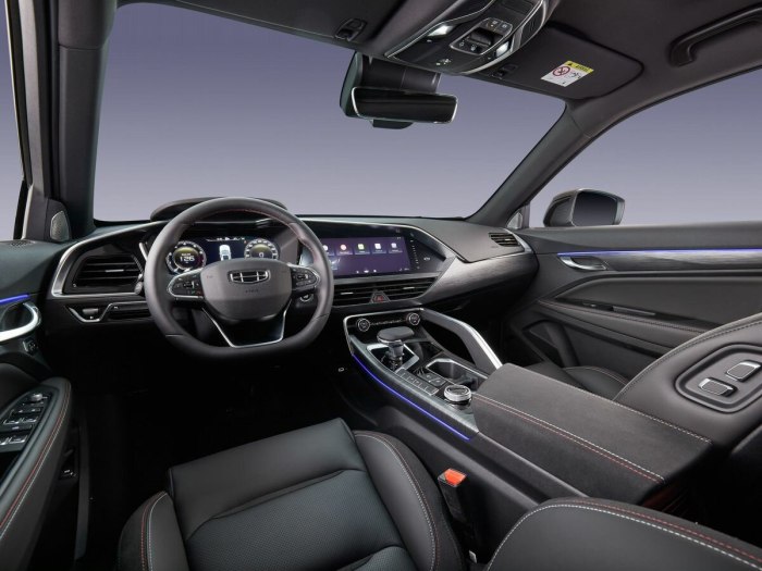 Geely Tugela 2022