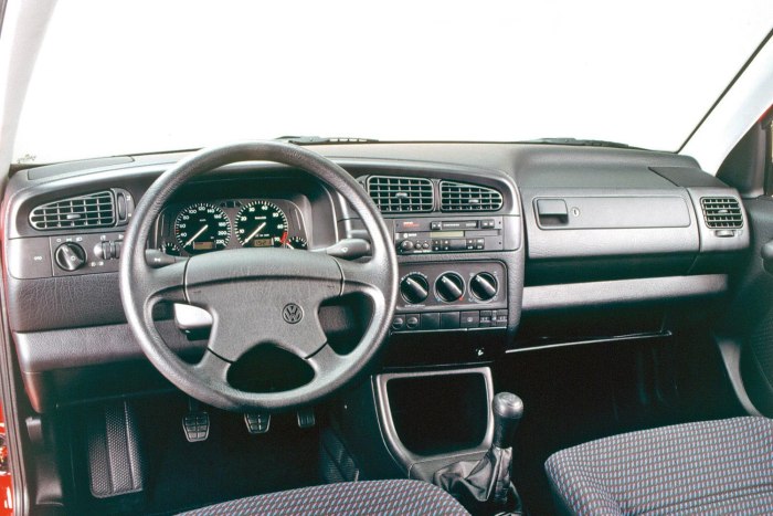Volkswagen Vento 1995 салон