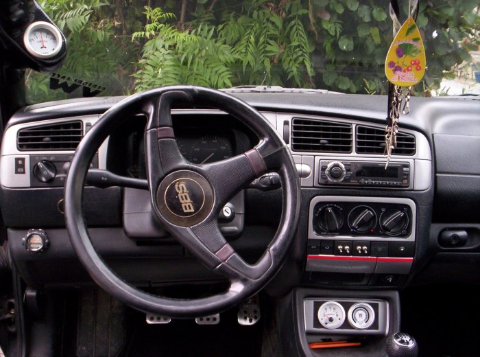 Volkswagen Golf 3 салон