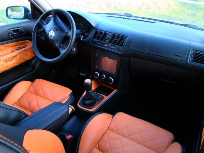 VW Golf 4 салон