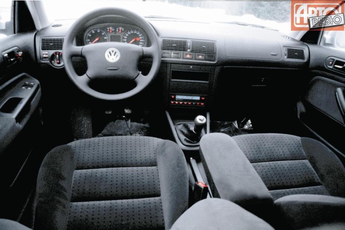 1997 Volkswagen Golf салон