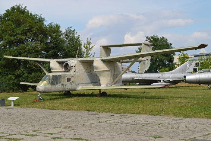 Самолет м-15 Бельфегор