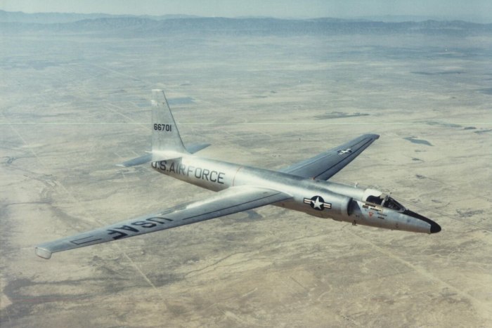 U-2 самолет разведчик