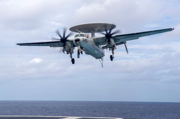 Grumman e-2 Hawkeye