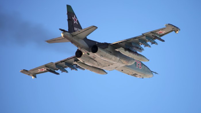 Самолёт-Штурмовик Су-25