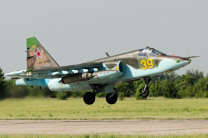 Су-25 Штурмовик российский самолет