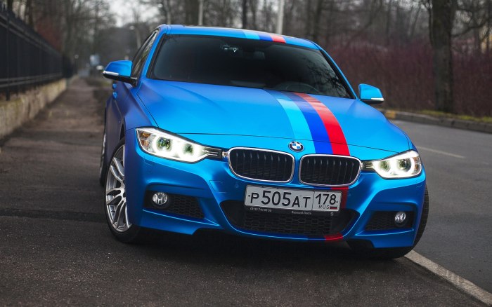 BMW m5 f30 синяя